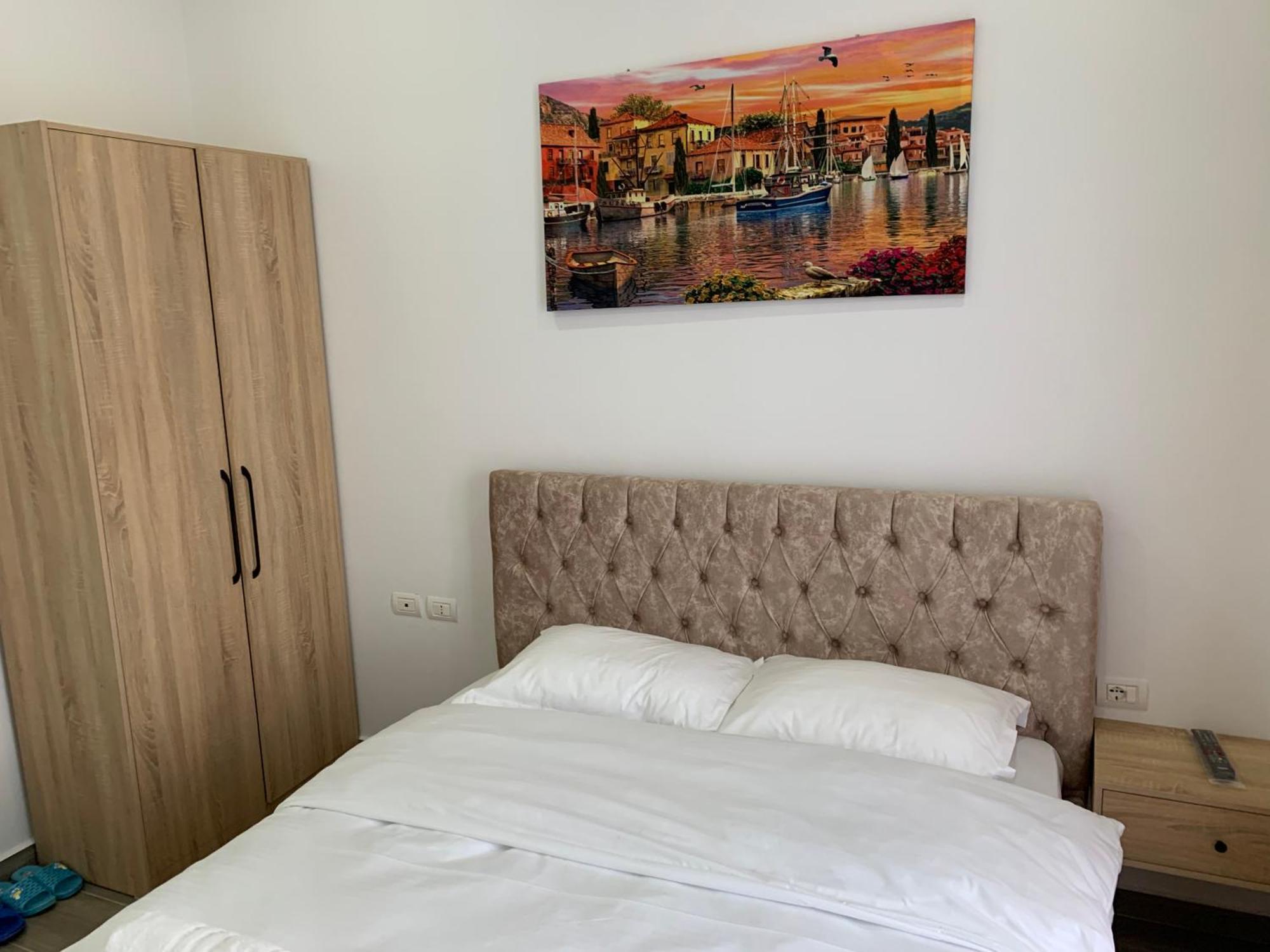 Hotel Restaurant Deso Shijak Exteriér fotografie