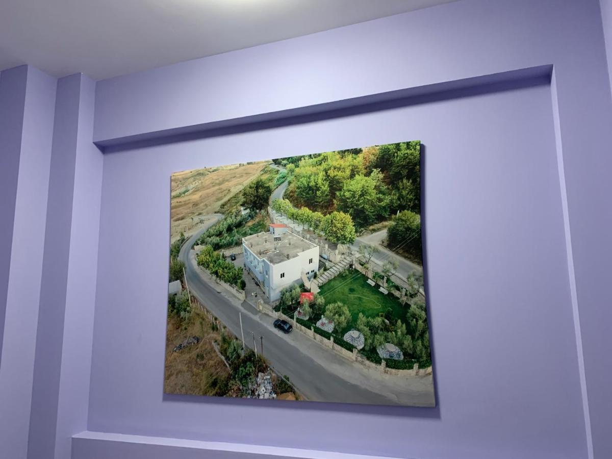 Hotel Restaurant Deso Shijak Exteriér fotografie